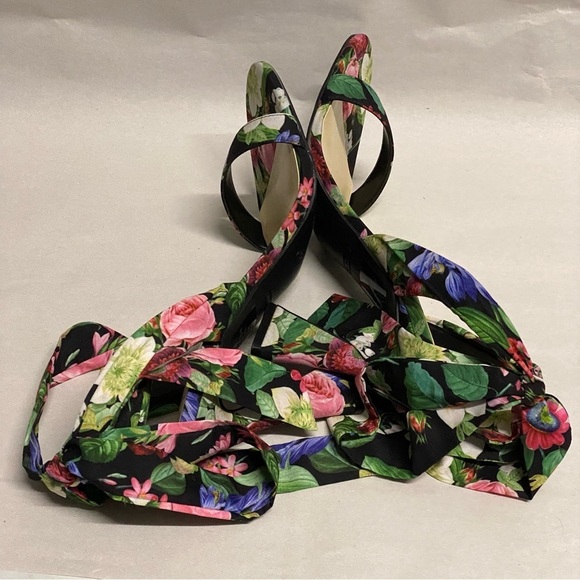 NEW Nine West Kobs Ankle Tie Sandals Black Vintage Floral Multi - Picture 5 of 8